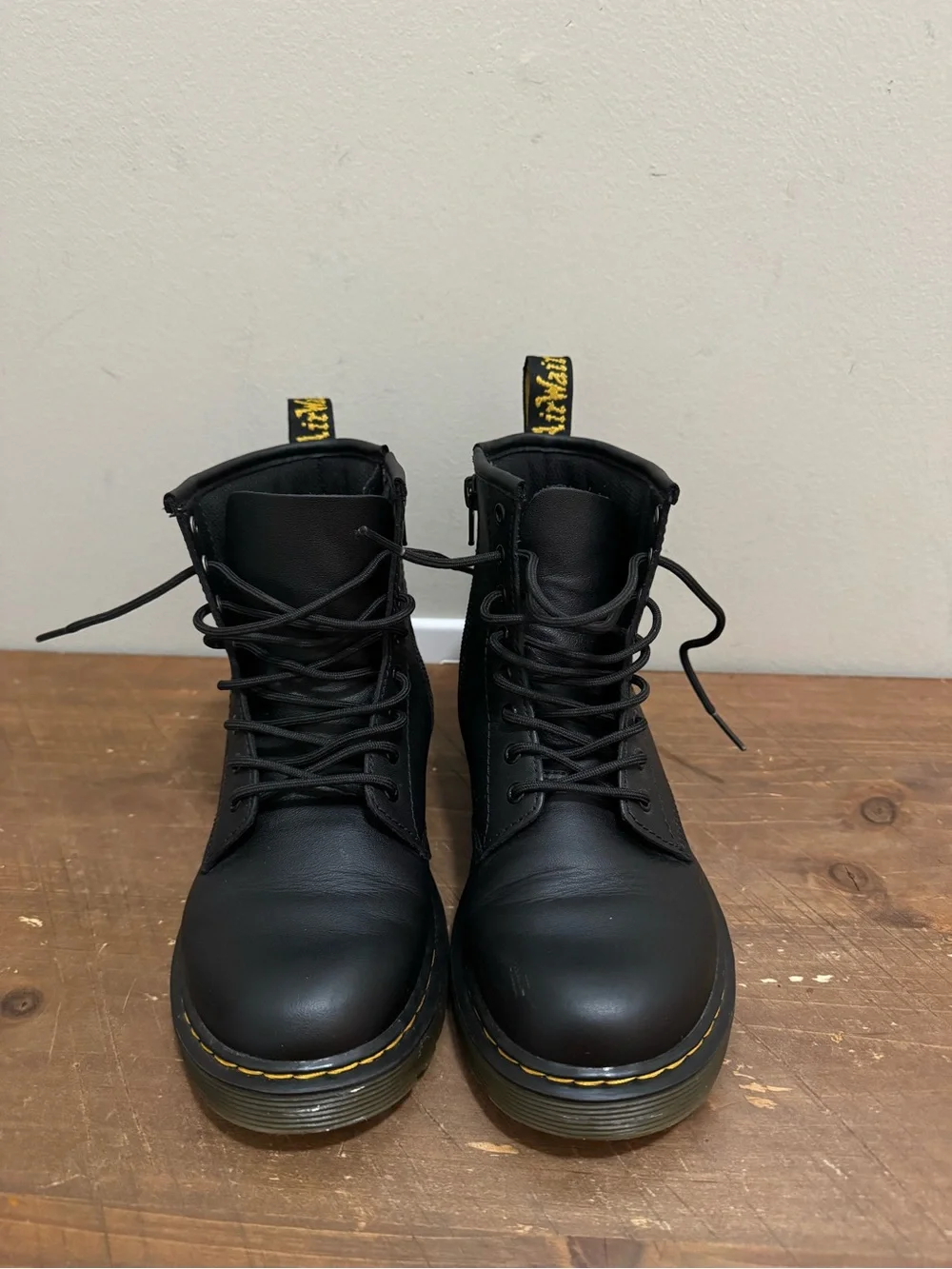Dr. Martens classic black